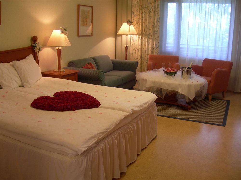 Hotel Fjalar 3*